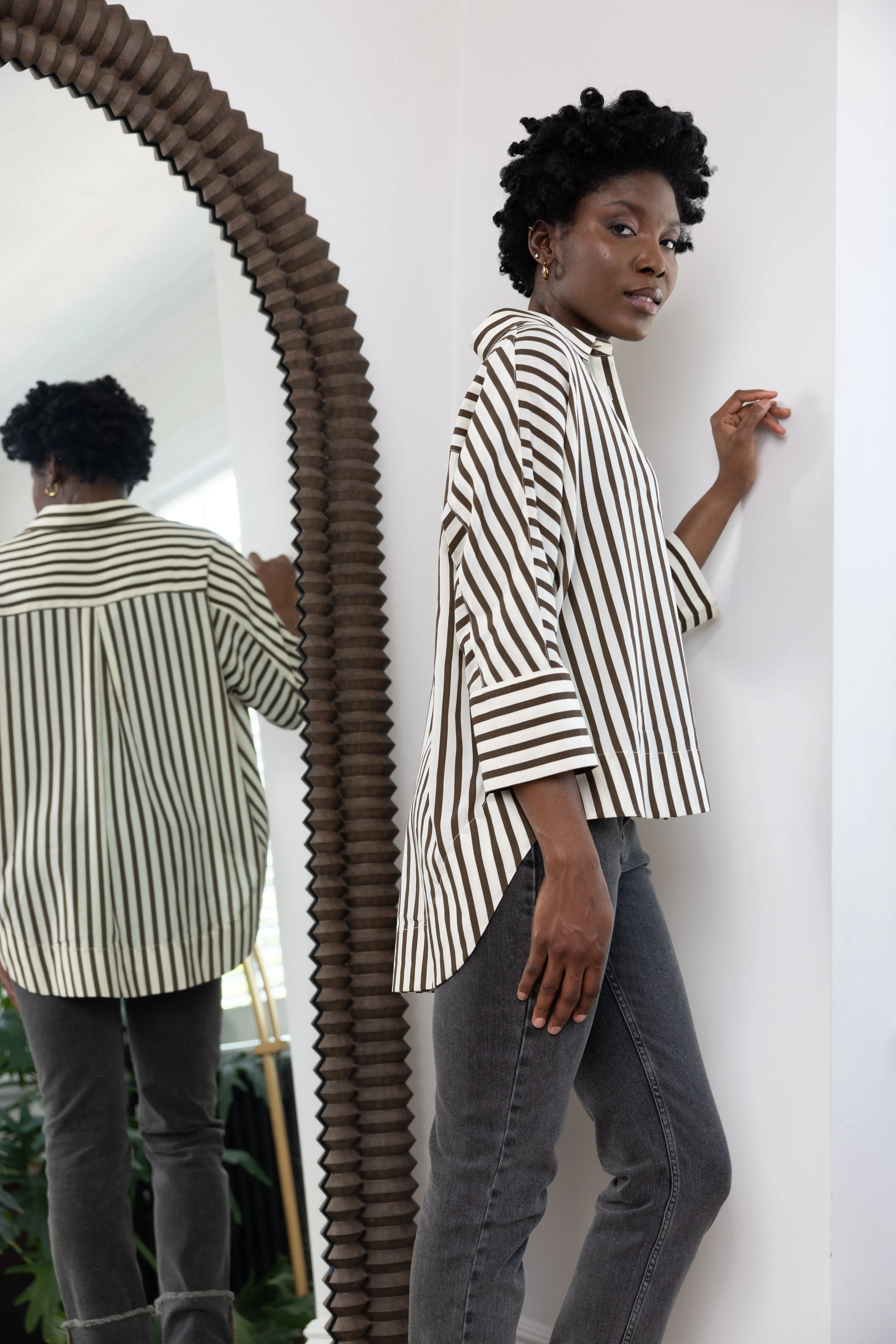 OLIVIA OVERSIZED STRIPED SHIRT (WHITE/CHOCOLATE)