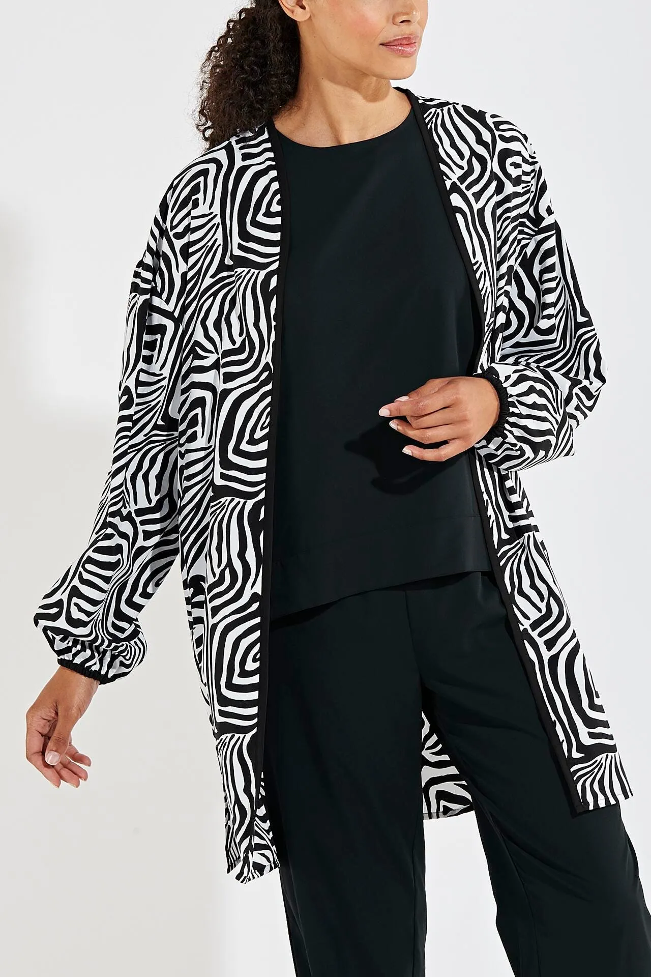 Women's Majorca Wrap  |  Black/White Mara Abstract Print